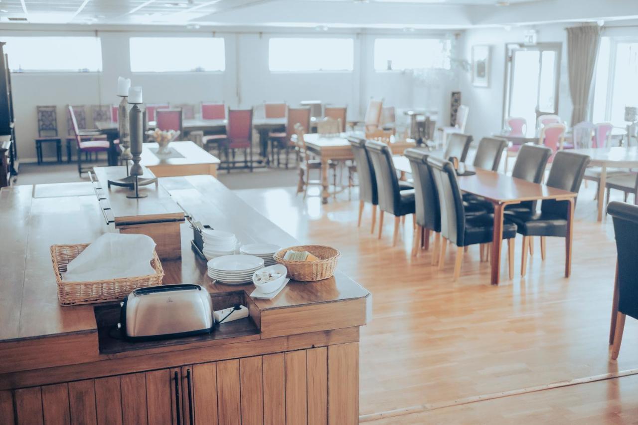 Ramnäs Nadden Hotell & Konferens מראה חיצוני תמונה
