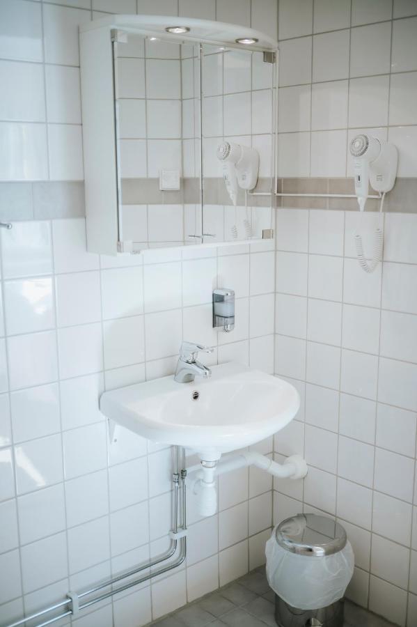Ramnäs Nadden Hotell & Konferens מראה חיצוני תמונה